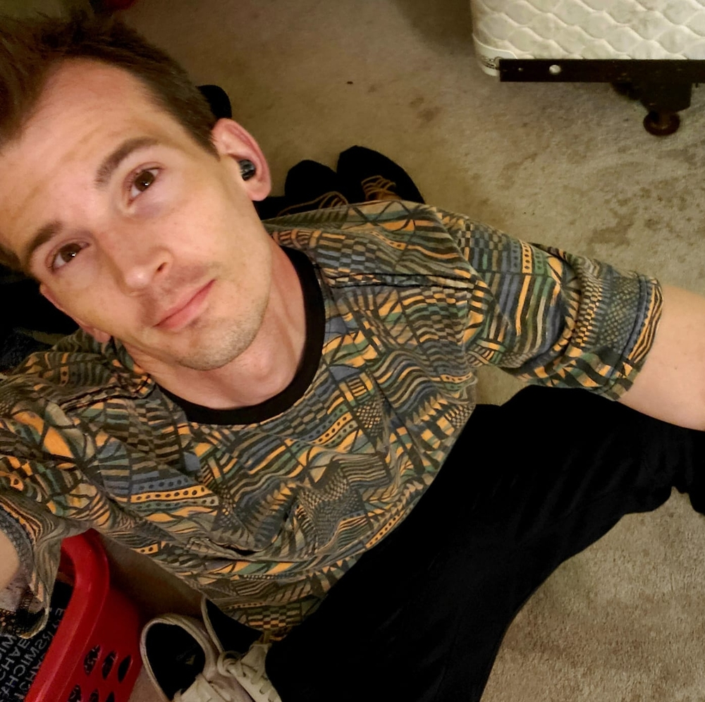 Meet your Posher, Cee